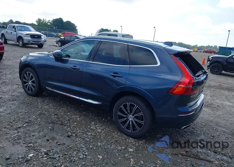 2018 Volvo Xc60 T5 Inscription z USA, uszkodzony, nr VIN YV4102RL3J1023911